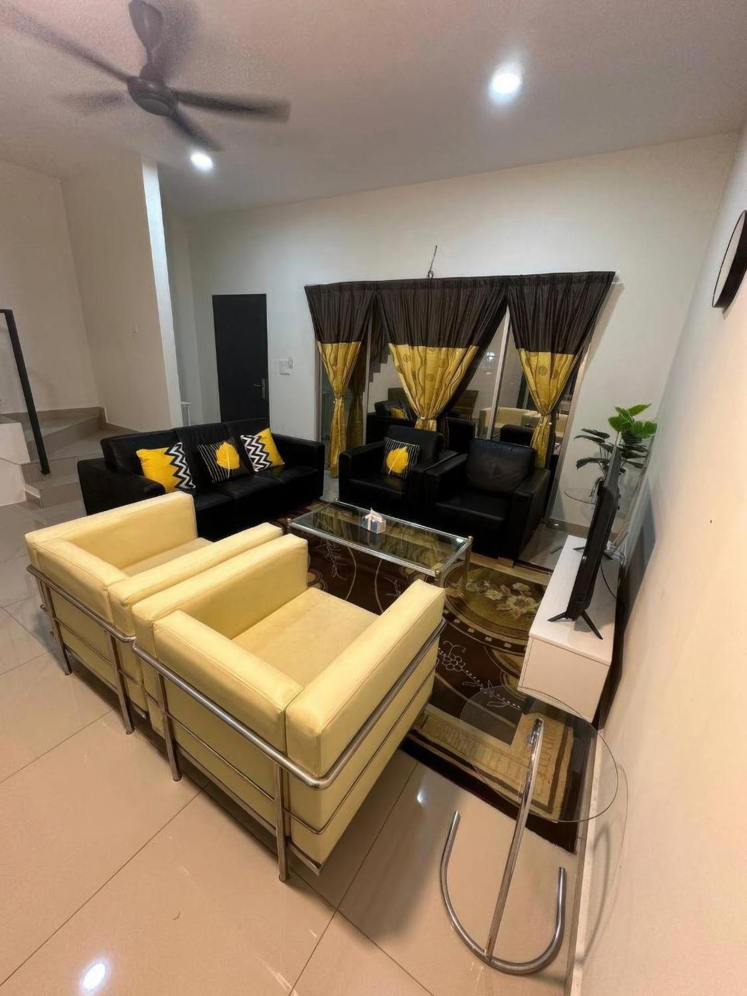 Holiday home D'sally Klia Sepang