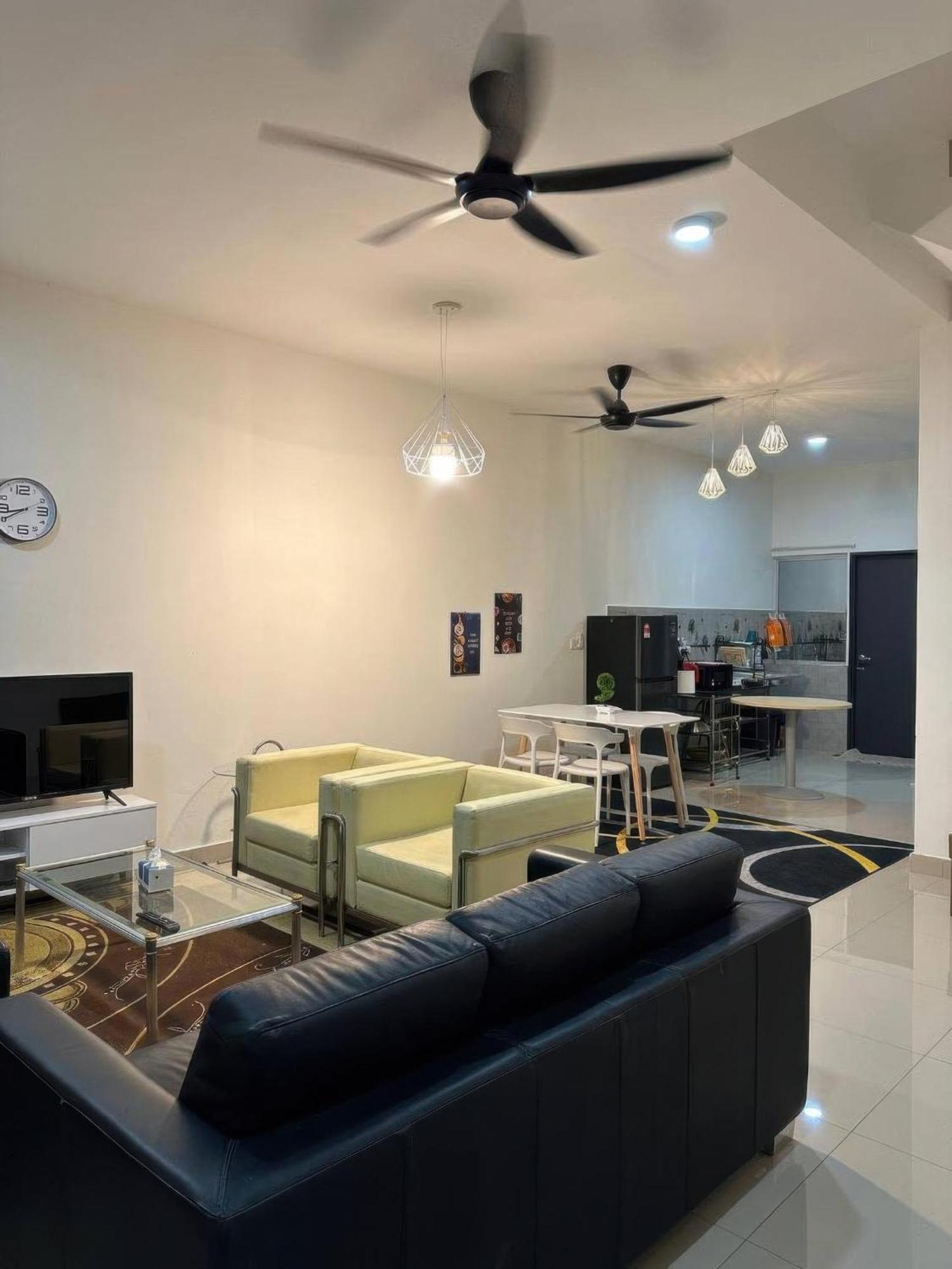 Holiday home D'sally Klia Sepang
